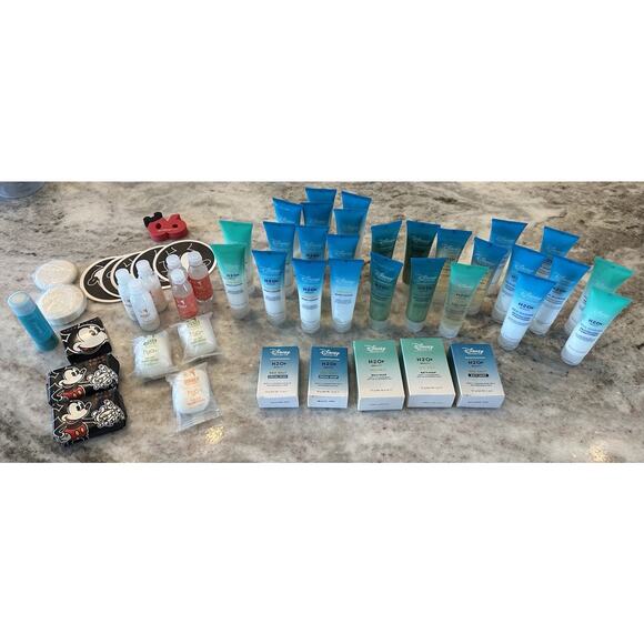 NEW Disney Resorts H2O+ Beauty Shampoo/Conditioner/Body Wash/Lotion LOT OF 50+ - Picture 1 of 14